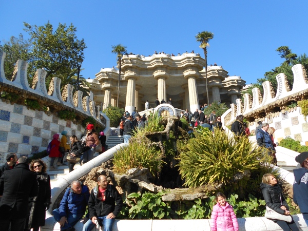 Park Guell in Barcelona is probably one of my favourite places in the world to visit. Everybody loves a nice big park and coupled with beautiful Gaudi architecture, it's hard to find another place so vibrant and representative of the wider city. 